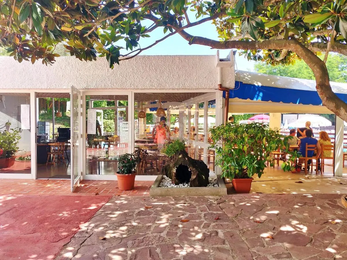 Beautiful Apartment, Swimming Pool And Beach 2 بلاتجا ذارو شقة